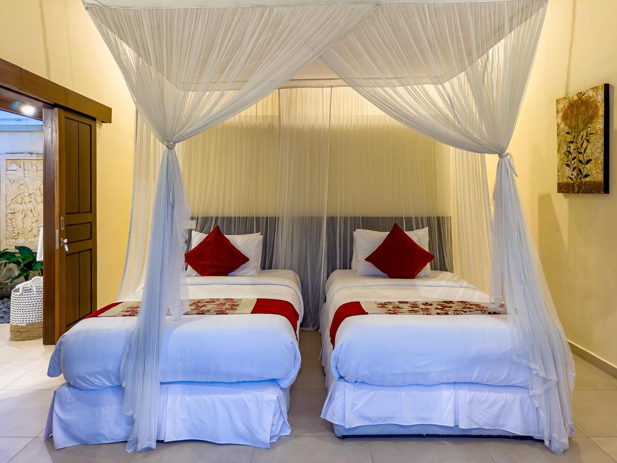 Villa Bugis Drupadi Seminyak Zimmer foto