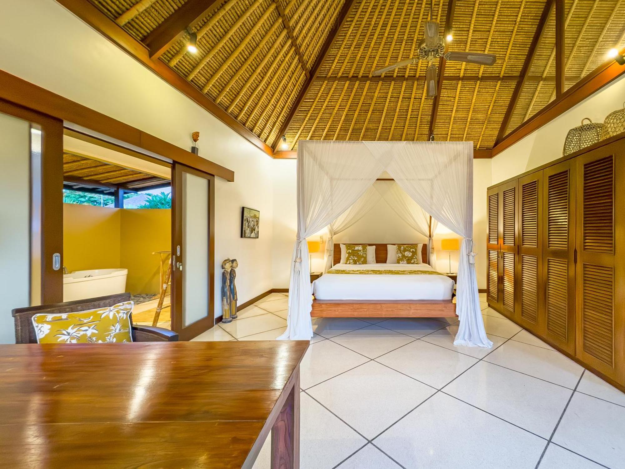 Villa Bugis Drupadi Seminyak Zimmer foto